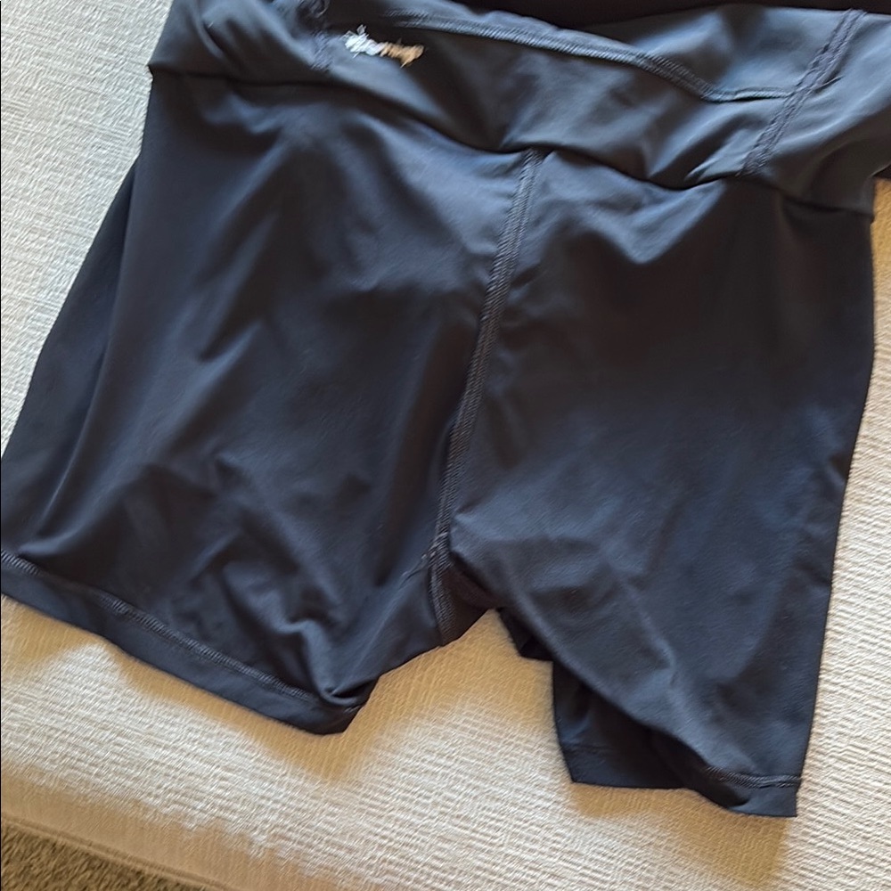 Columbia black zip skort - Picture 6 of 7